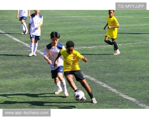 科隆成立足球学校助力弱势青少年追逐绿茵梦想 科隆成立足球学校助力弱势青少年追逐绿茵梦想