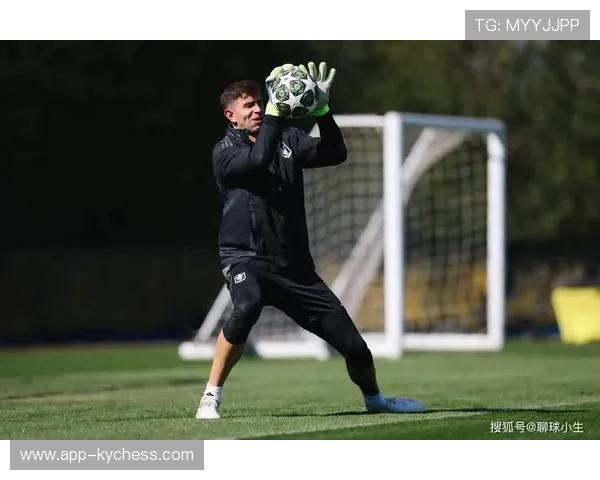 小将埃梅里爆射上角斩处子球,巴黎青训再结硕果 小将埃梅里爆射上角斩处子球,巴黎青训再结硕果